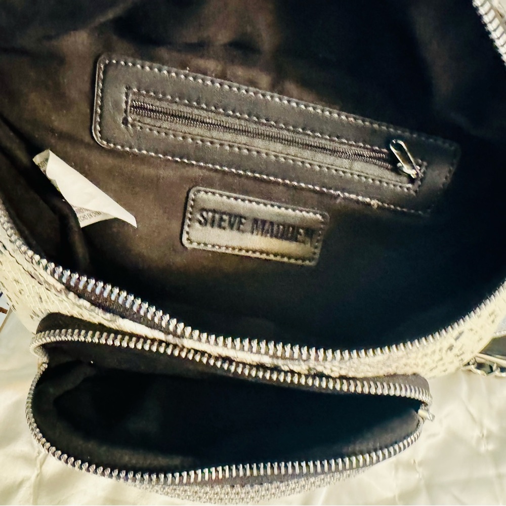 Steve Madden Snake Print Shoulder / Belt Bag in Black and Cream NWOT - Picture 10 of 15